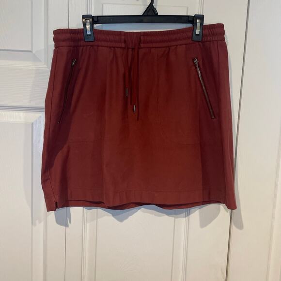 Athleta dark burnt orange soft skirt. - Picture 1 of 7